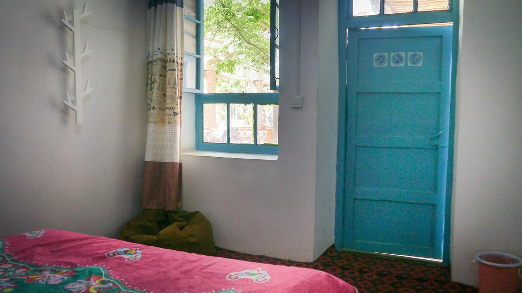 Dap Youth Hostel Turpan Extérieur photo